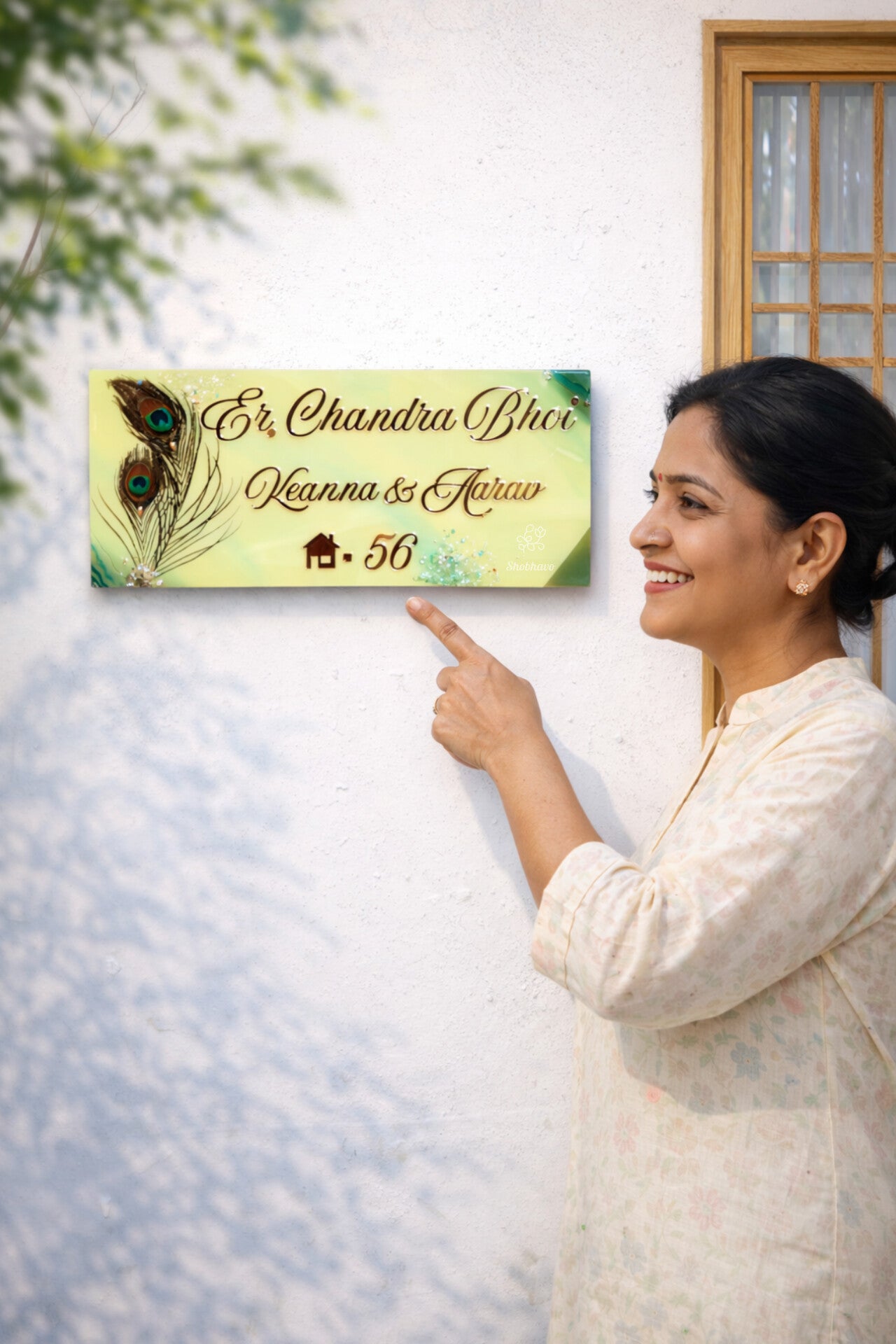 Royal Morpankh Resin Nameplate – Personalized Home Entrance Décor