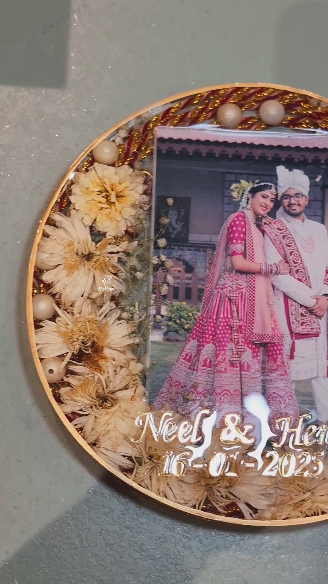 Round Block Varmala Preservation Resin Frame – Personalized Wedding Memory Keepsake
